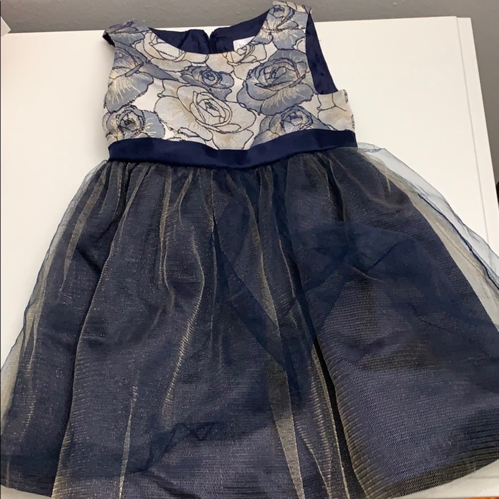 Dress toddler